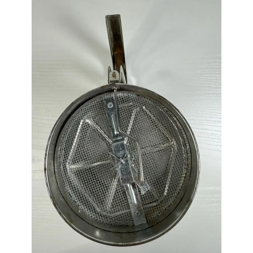 Vintage BROMCO Tin Flour Sifter, Made in USA, Squeeze Handle Kitchen Tool